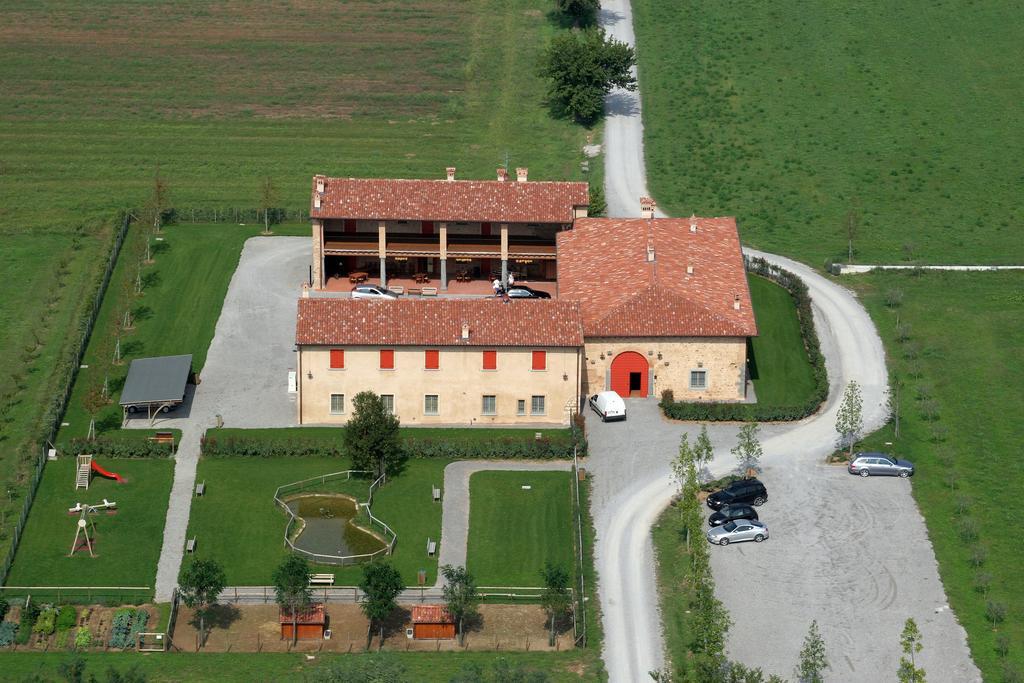 Agriturismo Ca Del Lupo * Pallazzolo sull'Oglio